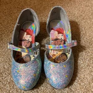 Disney Princess Silver Dress Shoes 11